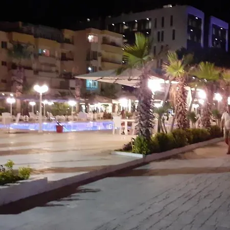 Frojd Qerret Apartament Golem (Tirana)